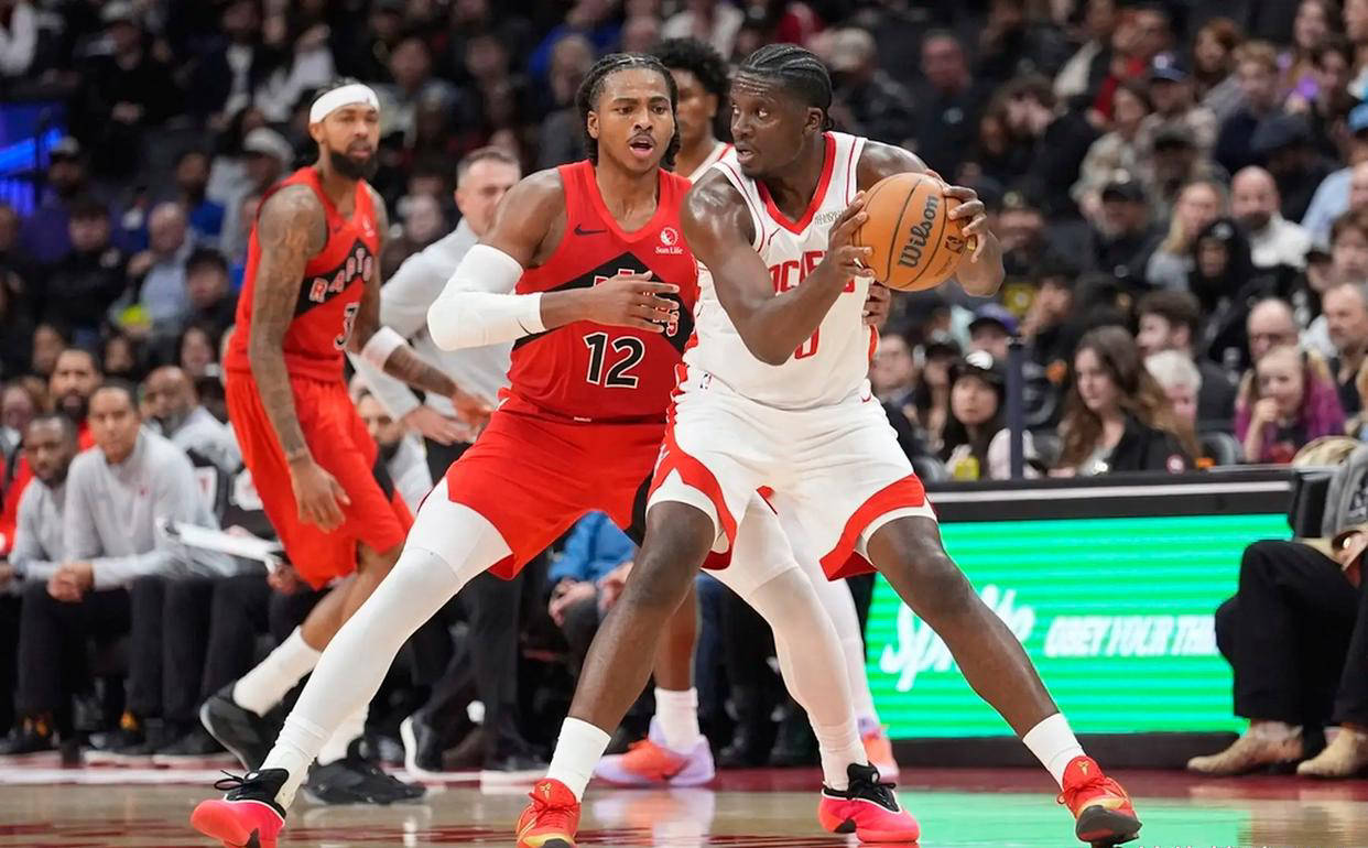 李昊桐丁文一南北半球同时开球，中国高尔夫迎来最魔幻一周（李昊桐与丁文一南北半球同日开杆，中国高尔夫迎来最魔幻一周）