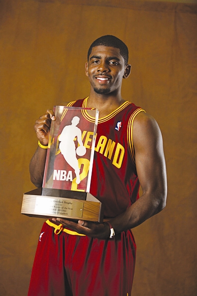 随队夺得美职联东部冠军，梅西收获迈阿密生涯第三座奖杯（梅西助迈阿密加冕东部冠军，收获迈阿密生涯第三冠）