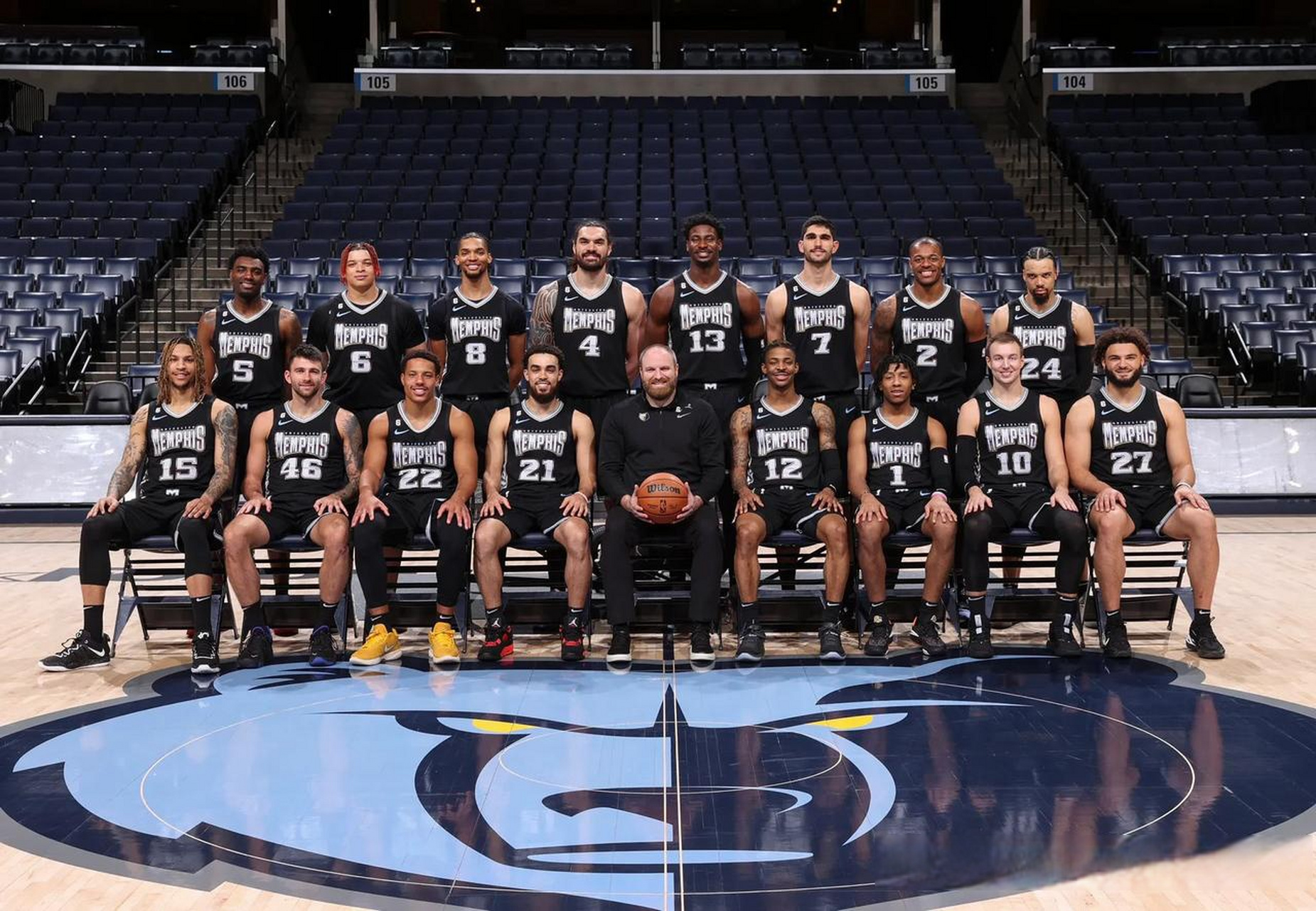 新星闪耀！摩根·罗杰斯破门获名宿称赞，或成三狮军团中场核心（摩根·罗杰斯破门闪光获名宿力赞，有望成为三狮中场核心）